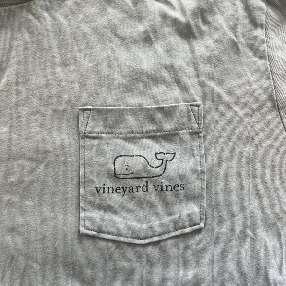 Women's Vineyard Vines Light Blue Long Sleeve T-Shirt with Pocket, in size XL - Picture 2 of 6